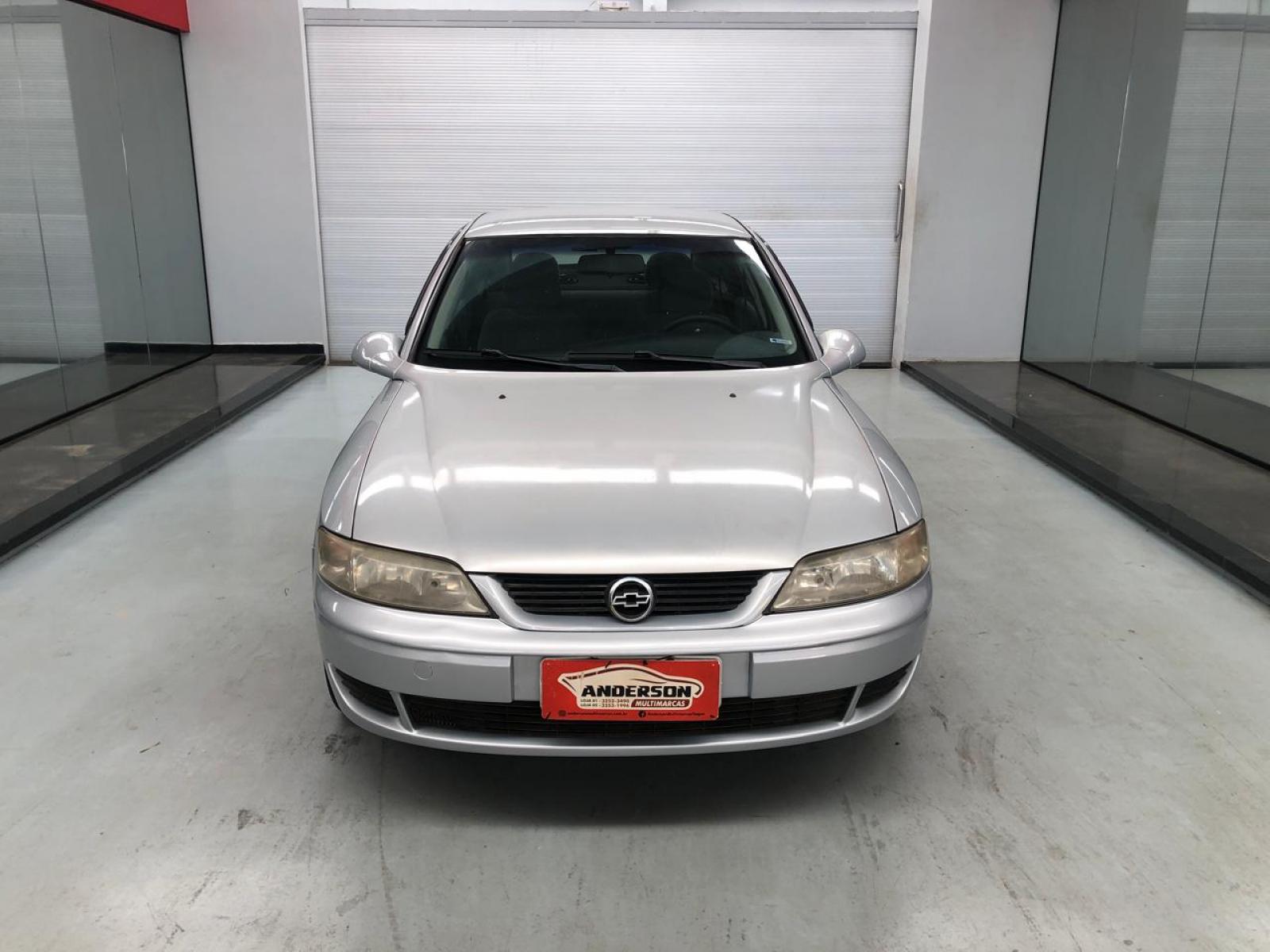 VECTRA 2.0 a venda na Anderson Multimarcas
