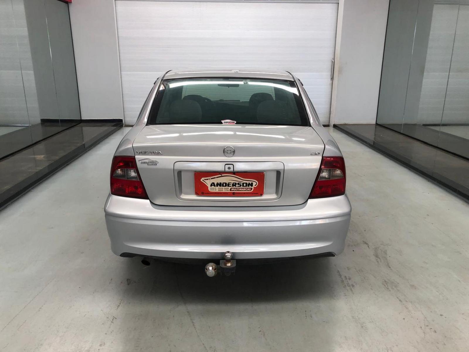 VECTRA 2.0 a venda na Anderson Multimarcas