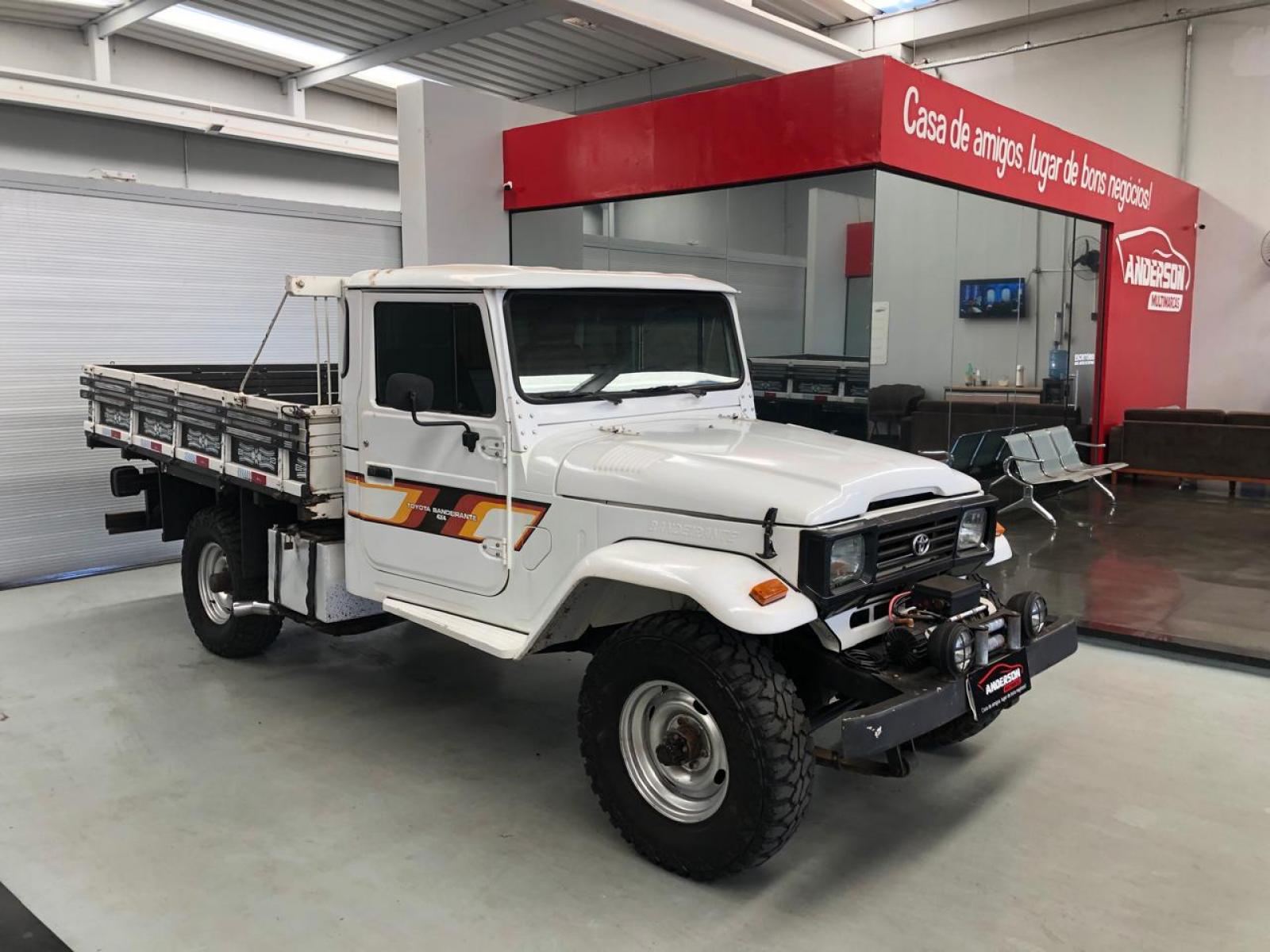 BANDEIRANTE BANDEIRANTE 4X4 a venda na Anderson Multimarcas