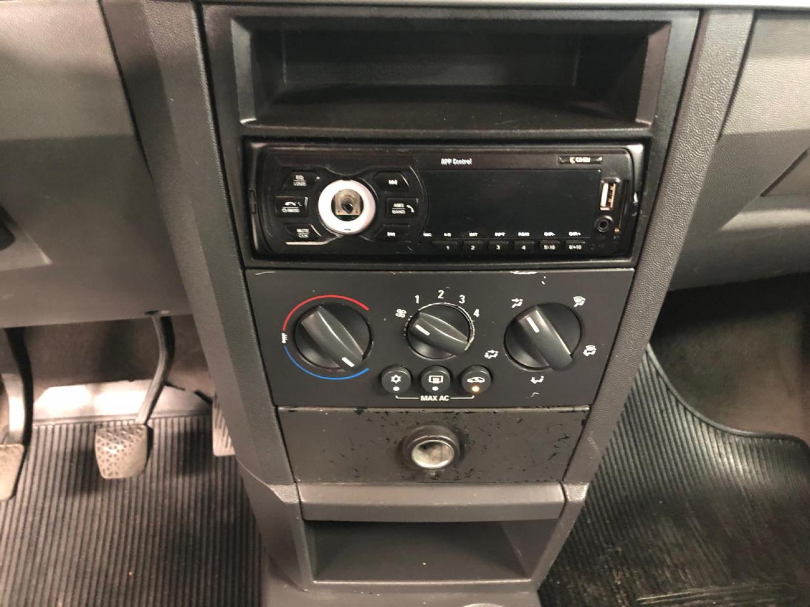 MERIVA 1.8 MPFI MAXX 8V MERIVA 1.8 MAXX a venda na Anderson Multimarcas