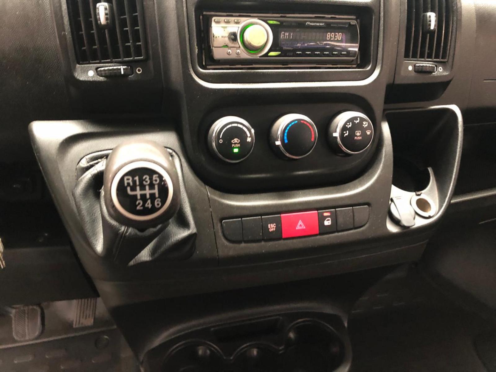DUCATO DUCATO 2.3 16 LUGARES a venda na Anderson Multimarcas