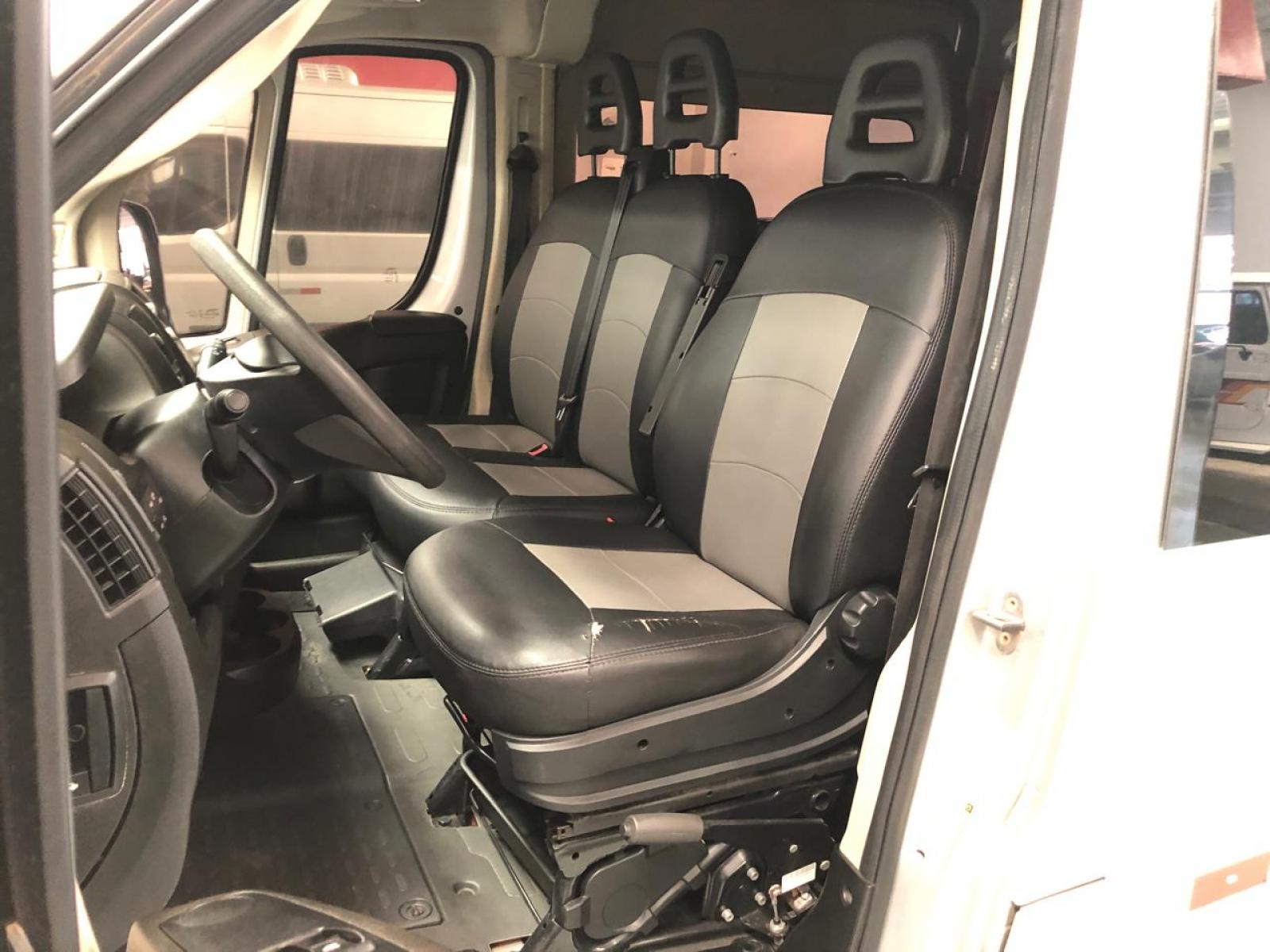 DUCATO DUCATO 2.3 16 LUGARES a venda na Anderson Multimarcas