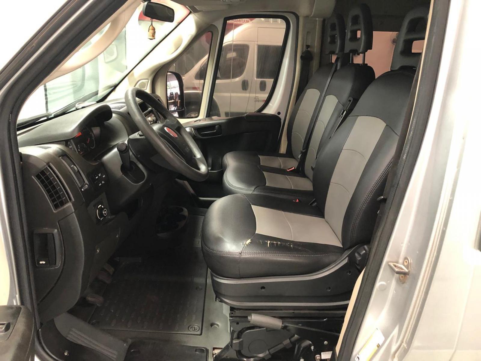 DUCATO DUCATO 2.3 16 LUGARES a venda na Anderson Multimarcas