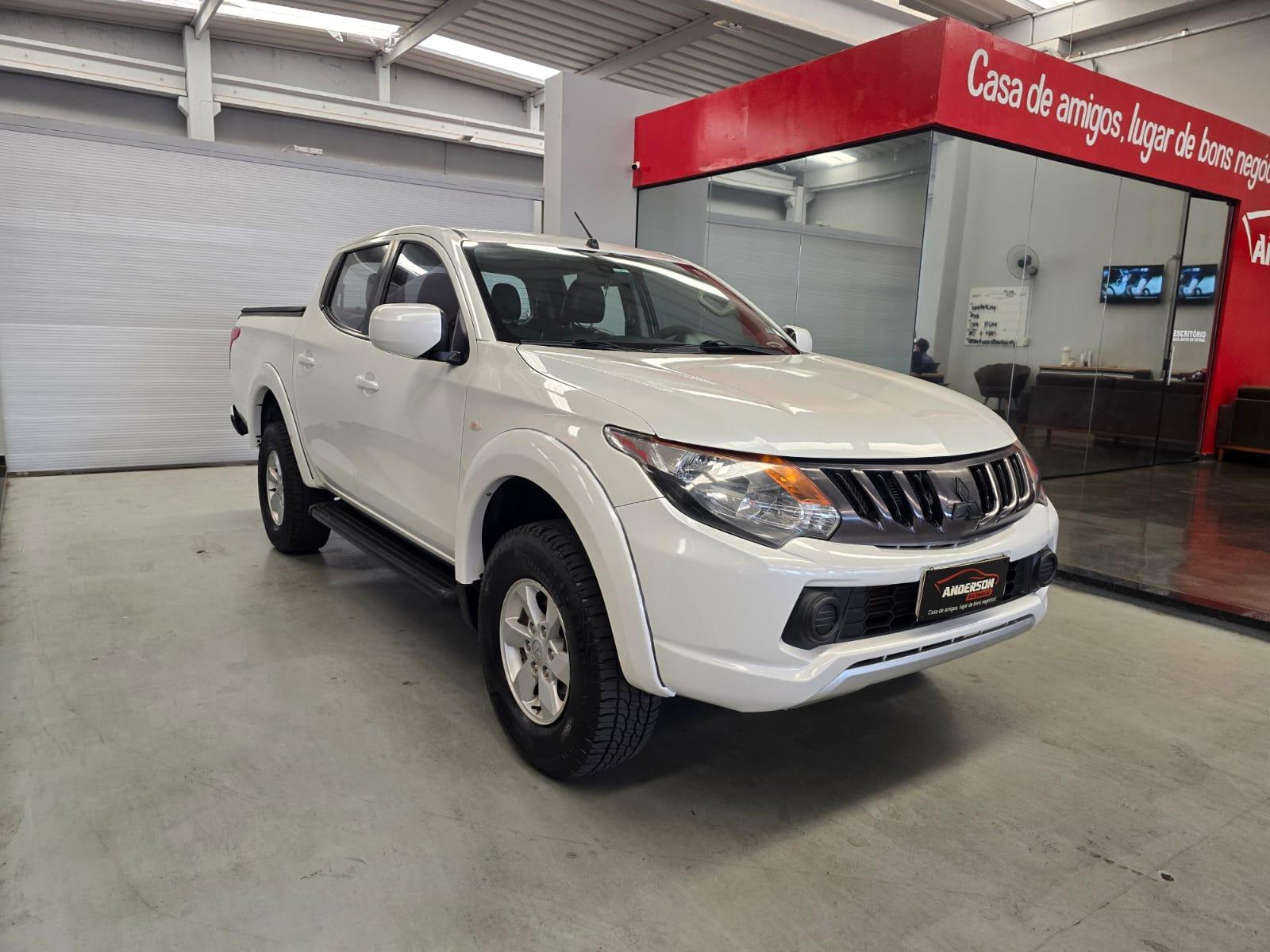 L200 TRITON 2.4 TURBO SPORT GLS 4X4