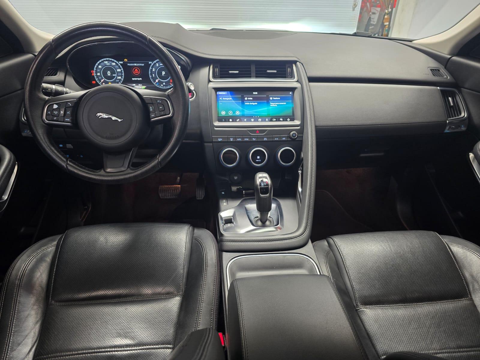 E-PACE 2.0 P250 S a venda na Anderson Multimarcas