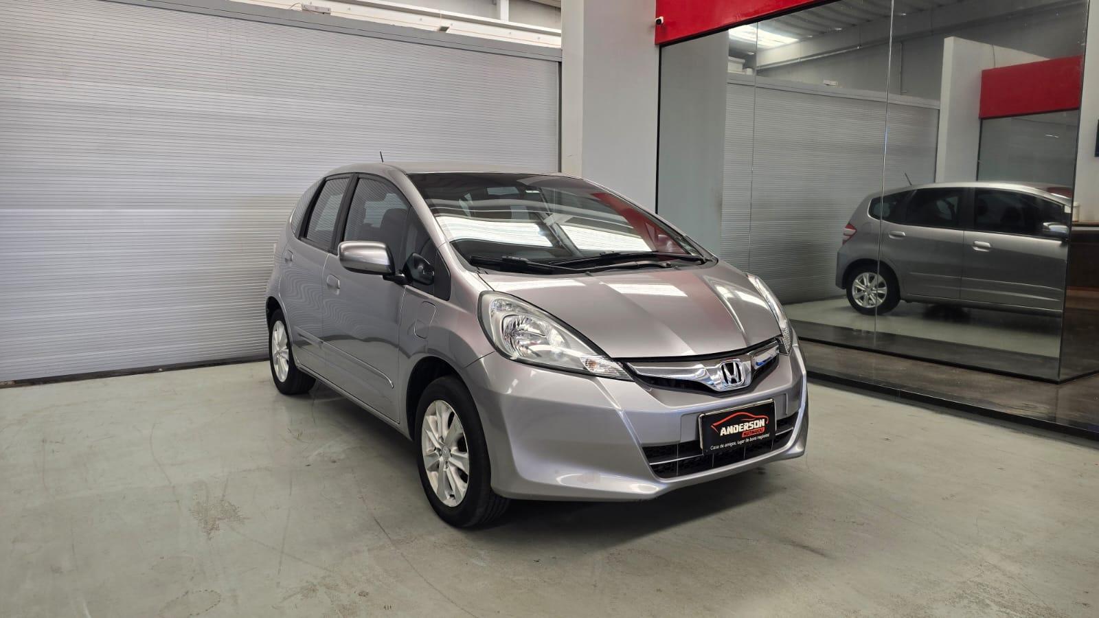 FIT LX a venda na Anderson Multimarcas
