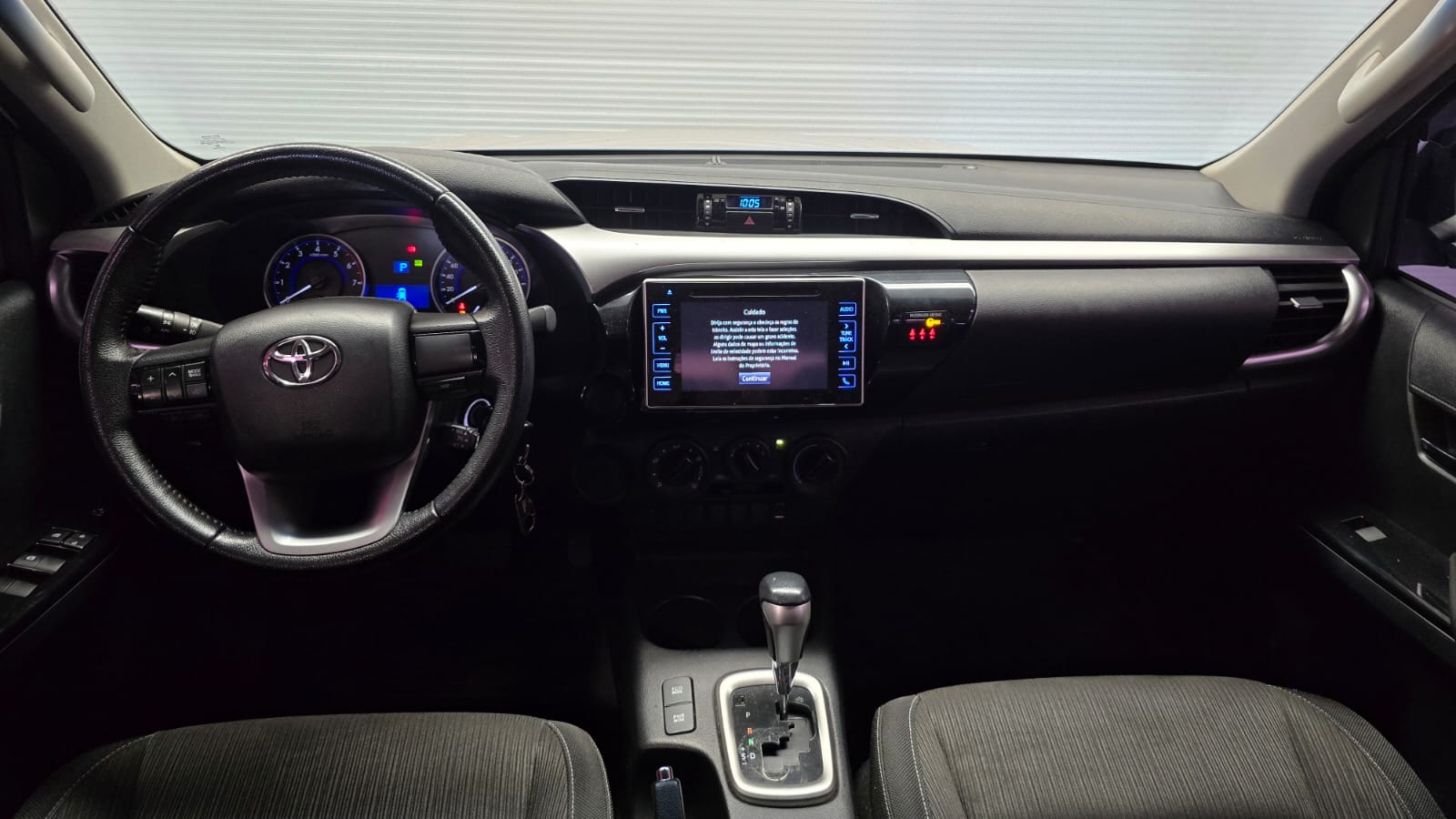HILUX CD a venda na Anderson Multimarcas