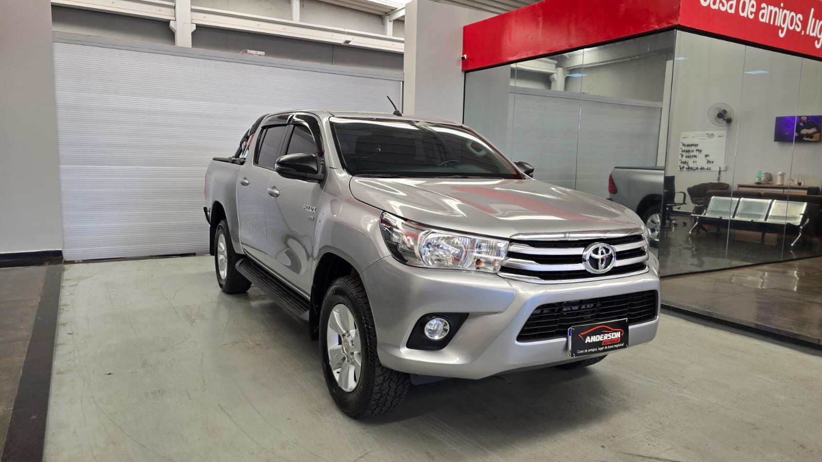 HILUX CD a venda na Anderson Multimarcas