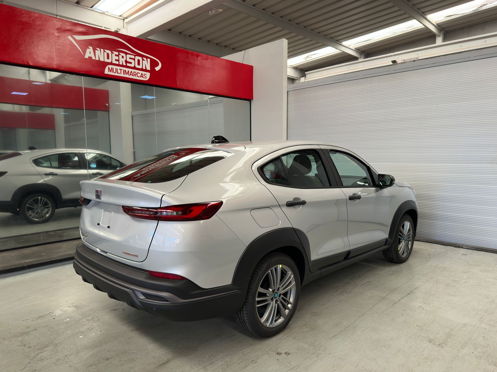 FASTBACK TURBO 200 a venda na Anderson Multimarcas