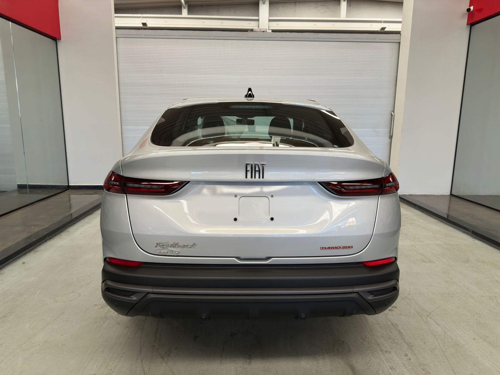 FASTBACK TURBO 200 a venda na Anderson Multimarcas
