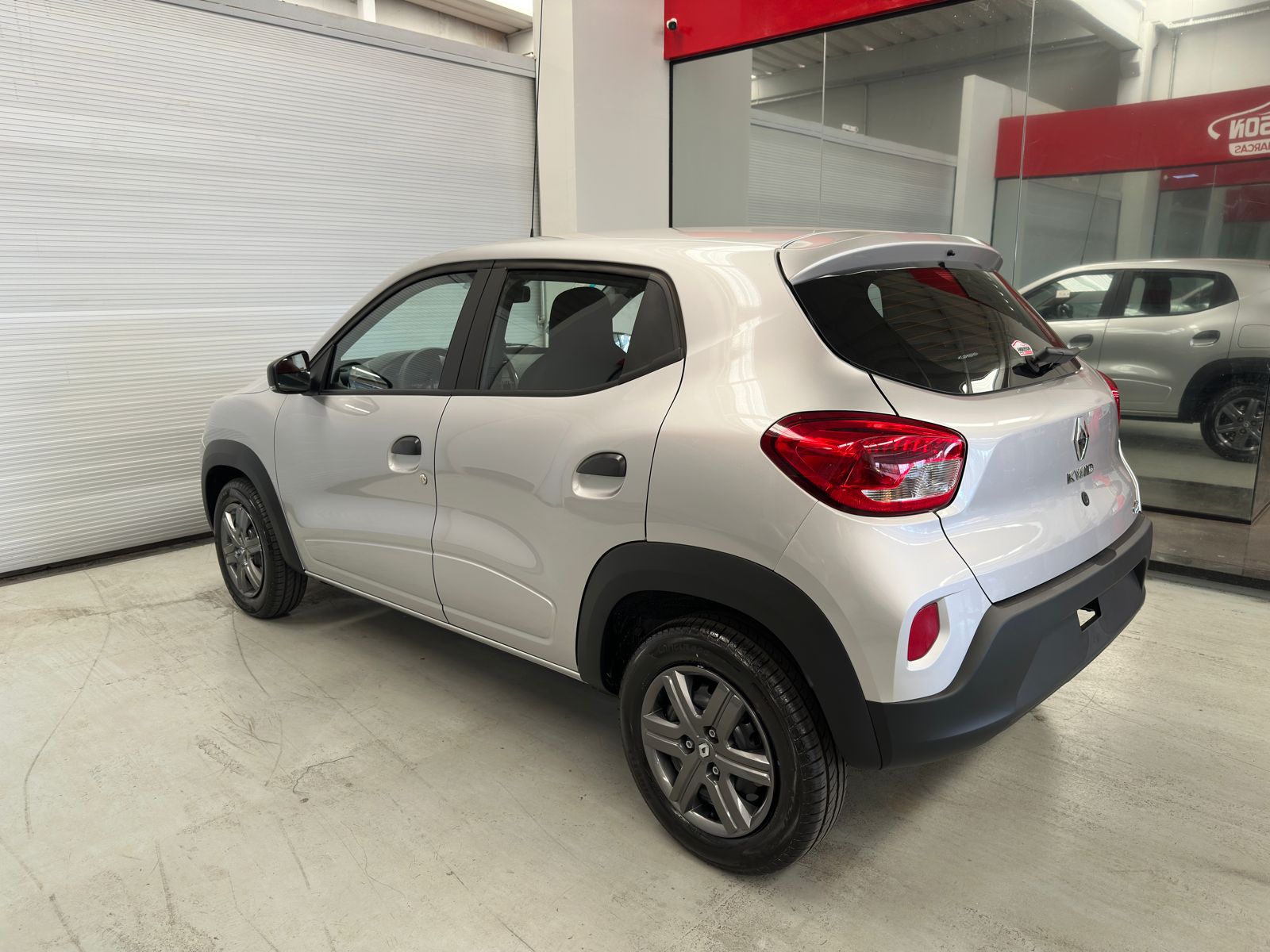 KWID ZEN a venda na Anderson Multimarcas