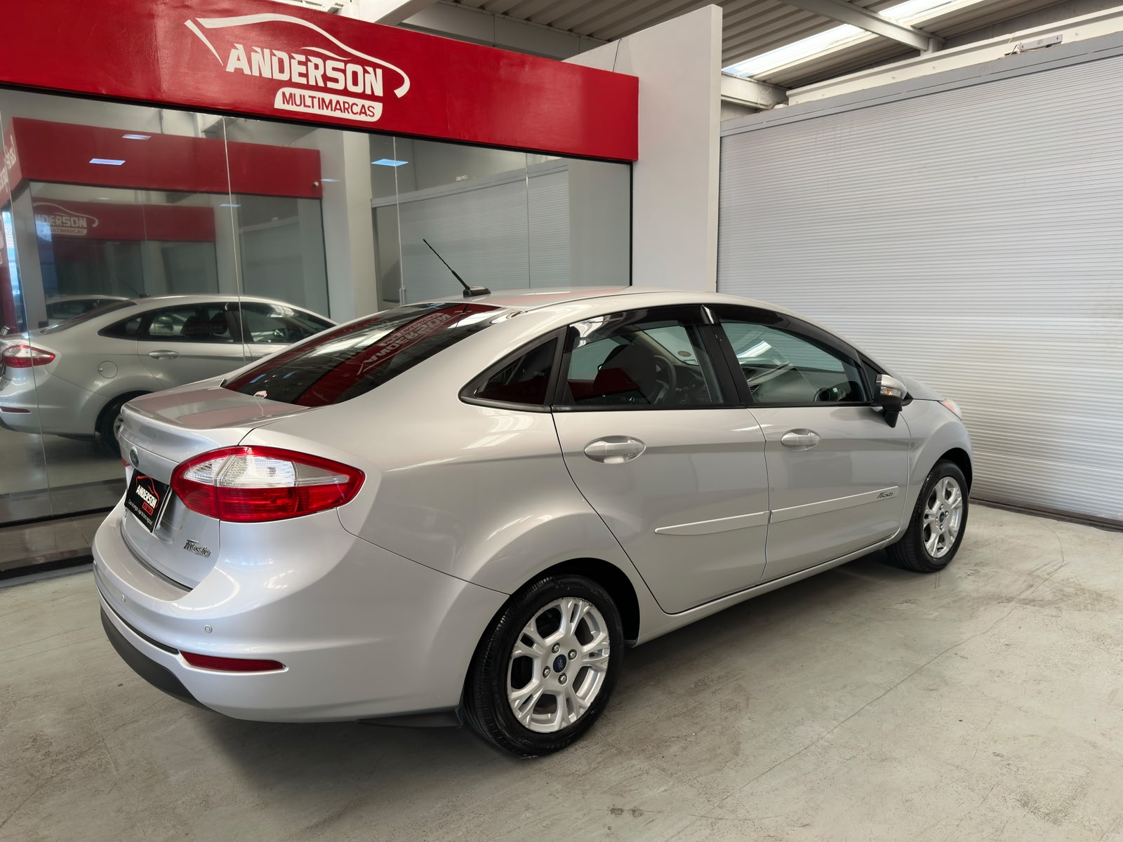 FIESTA SD 1.6 a venda na Anderson Multimarcas