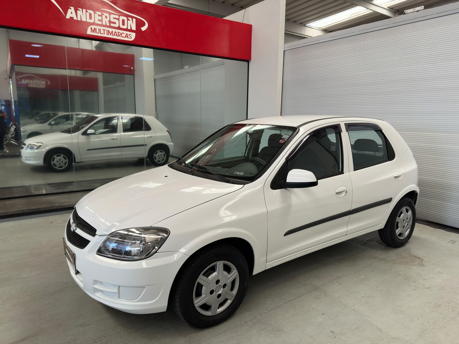 CELTA 1.0L LT