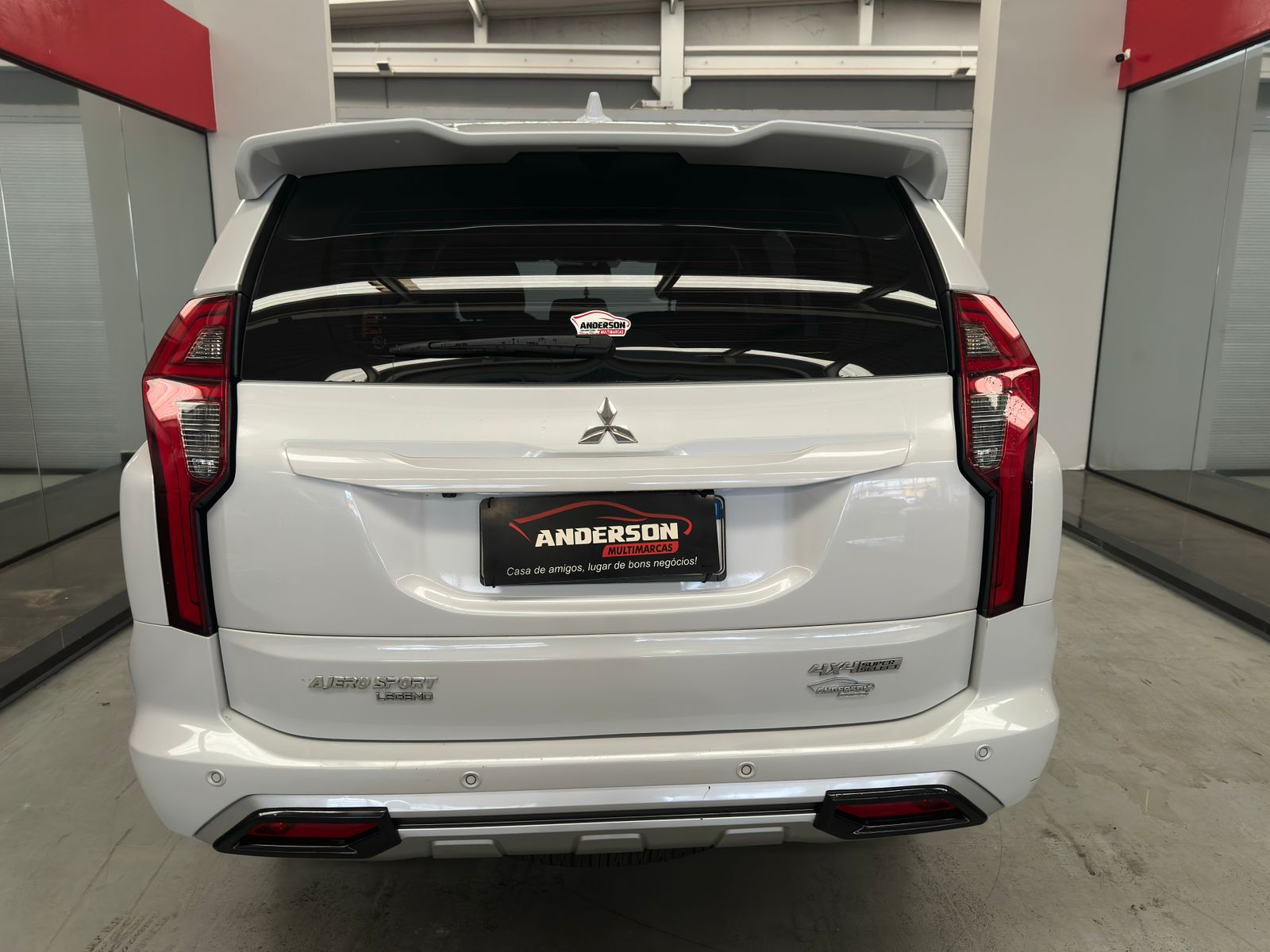 PAJERO SPORT ORT LEGND a venda na Anderson Multimarcas