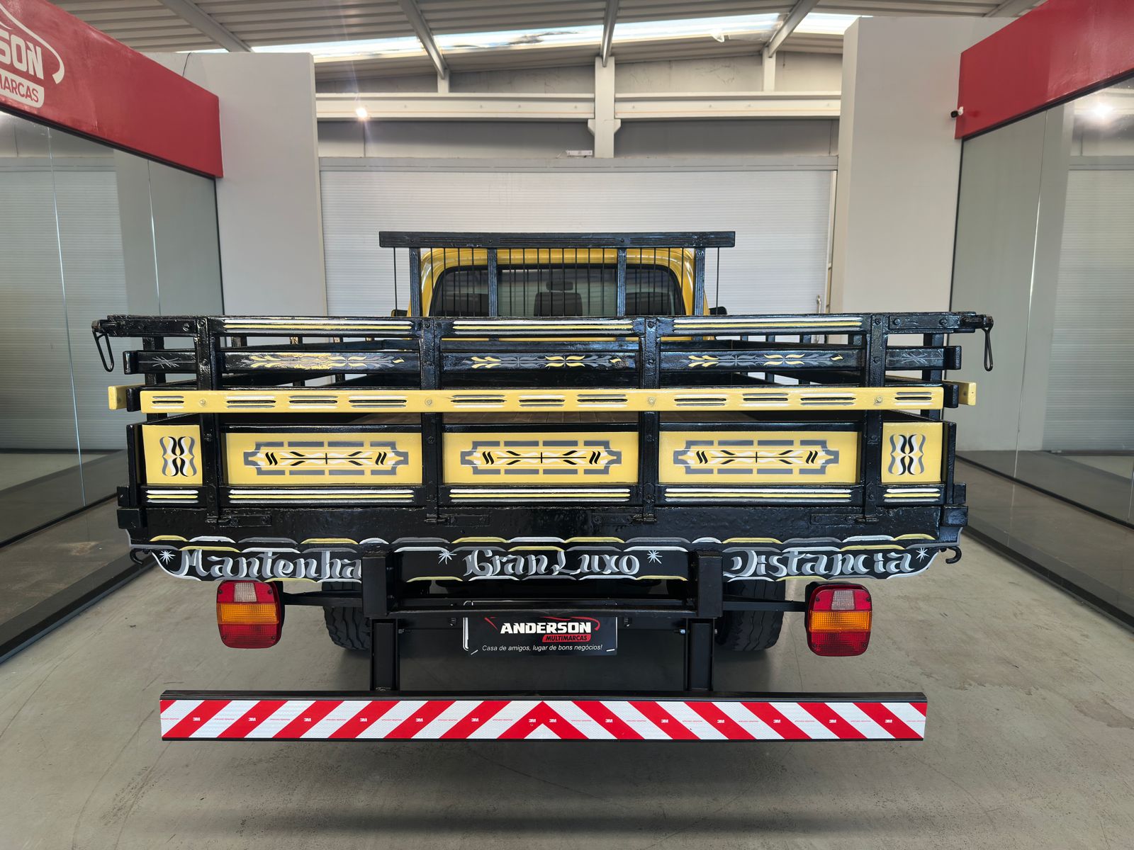 F-1000 a venda na Anderson Multimarcas