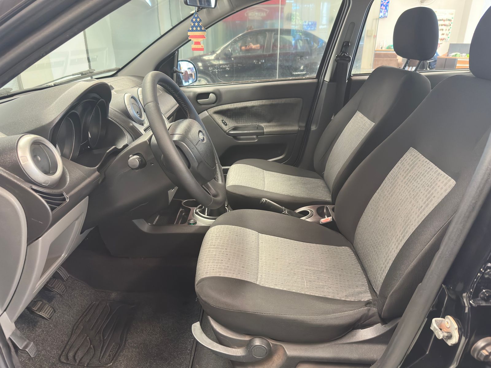 FIESTA SEDAN1.6FLEX a venda na Anderson Multimarcas