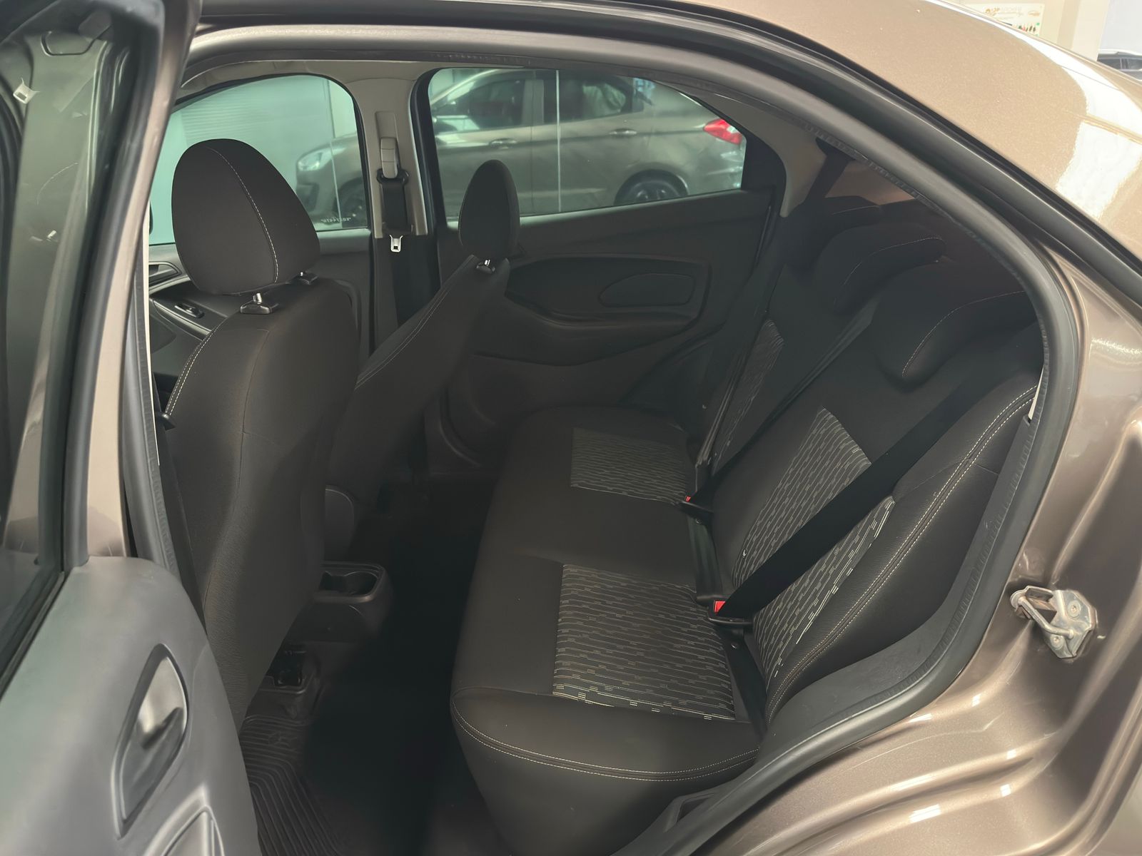 KA+ SE AT 1.5 SEDAN C a venda na Anderson Multimarcas