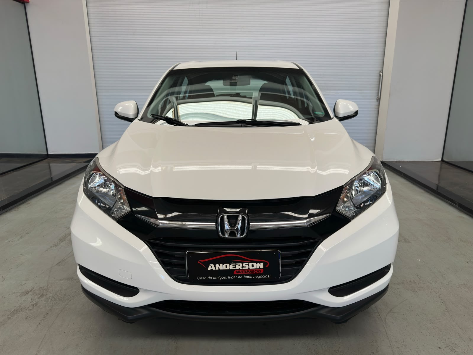 HR-V LX CVT a venda na Anderson Multimarcas