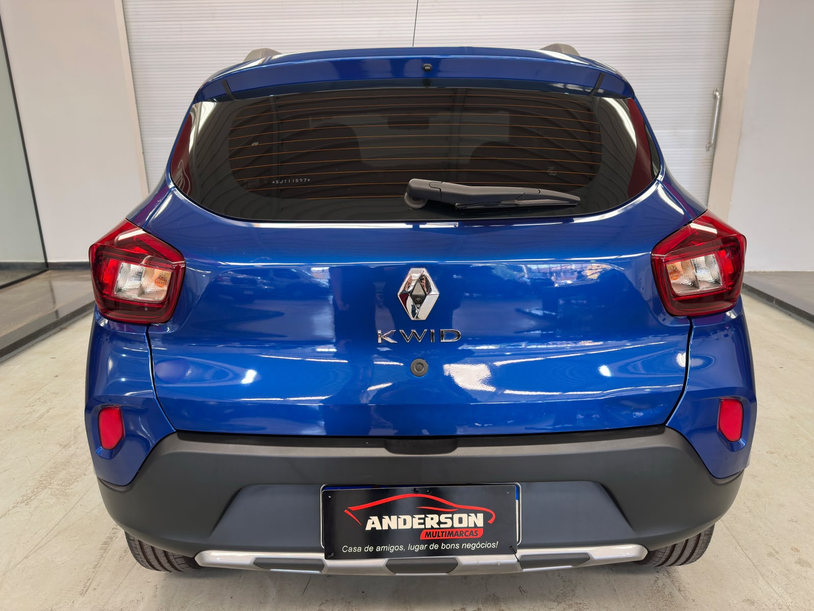KWID OUTSID 2 a venda na Anderson Multimarcas