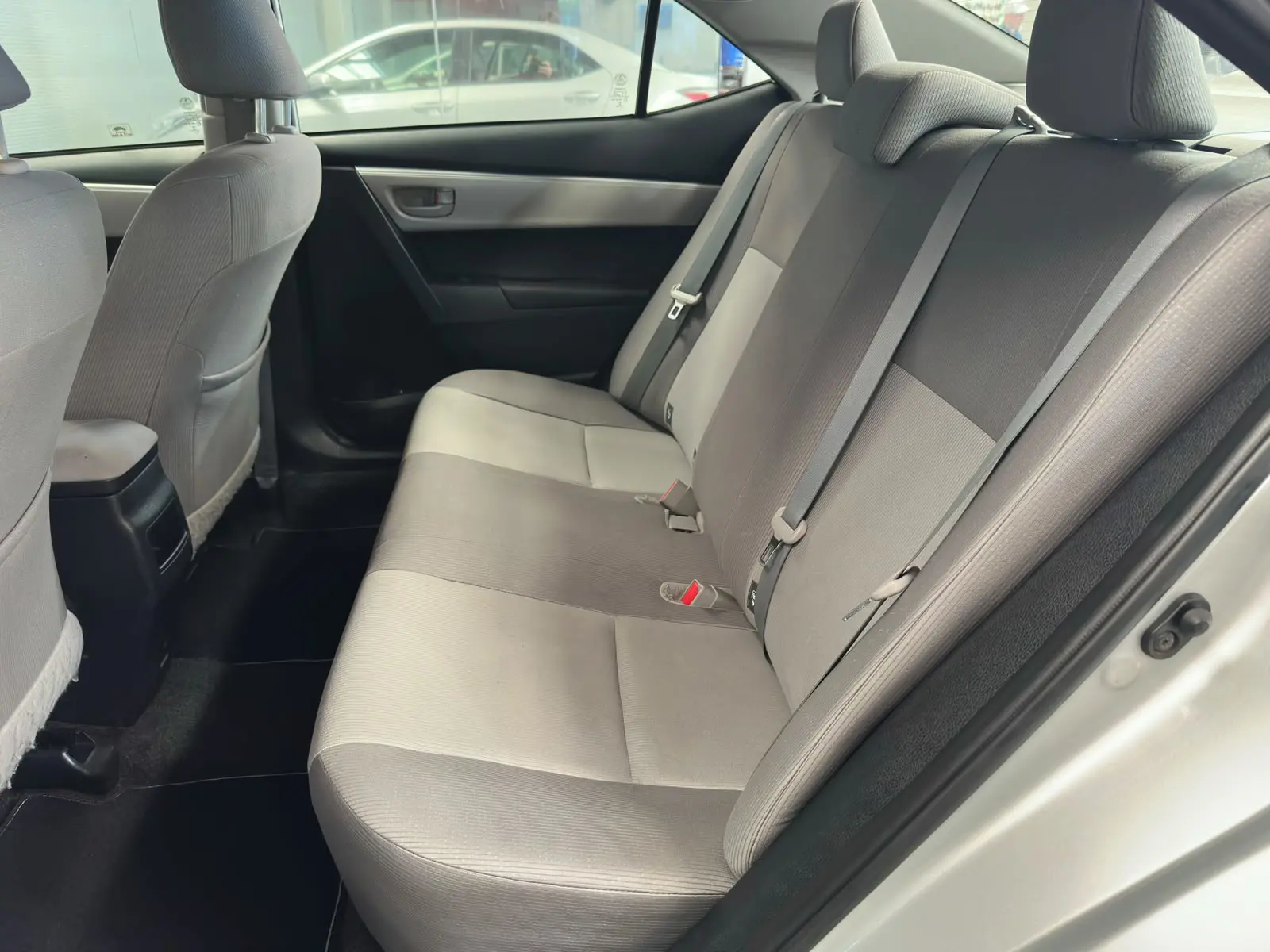 Toyota COROLLA GLI18 CVT a venda na Anderson Multimarcas