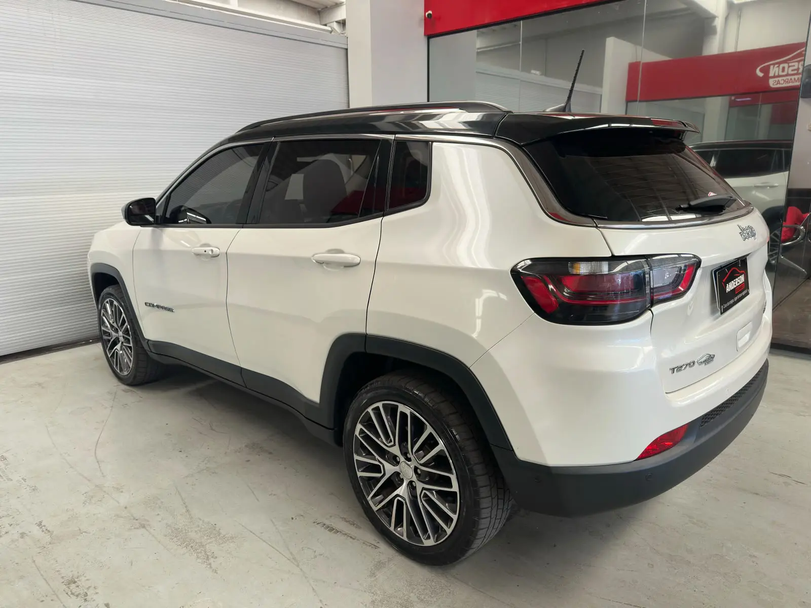 Jeep COMPASS LIMITED TF a venda na Anderson Multimarcas