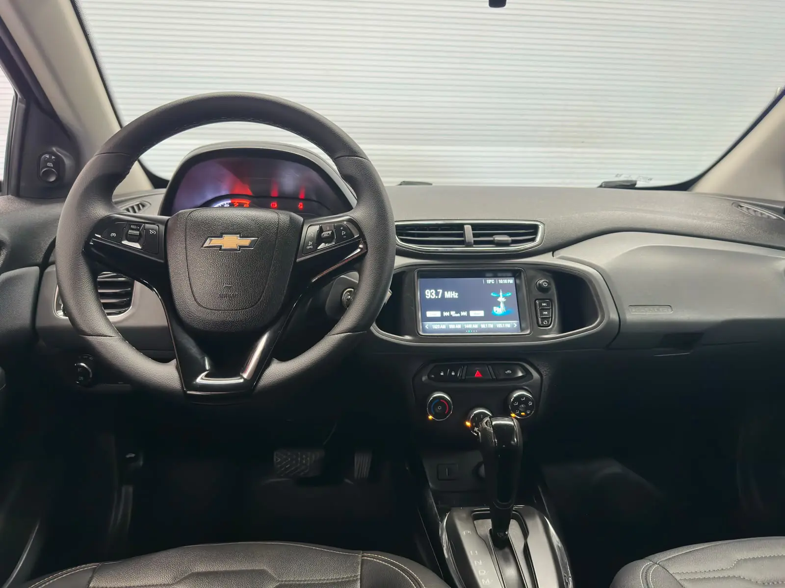 Chevrolet ONIX 1.4AT LTZ a venda na Anderson Multimarcas