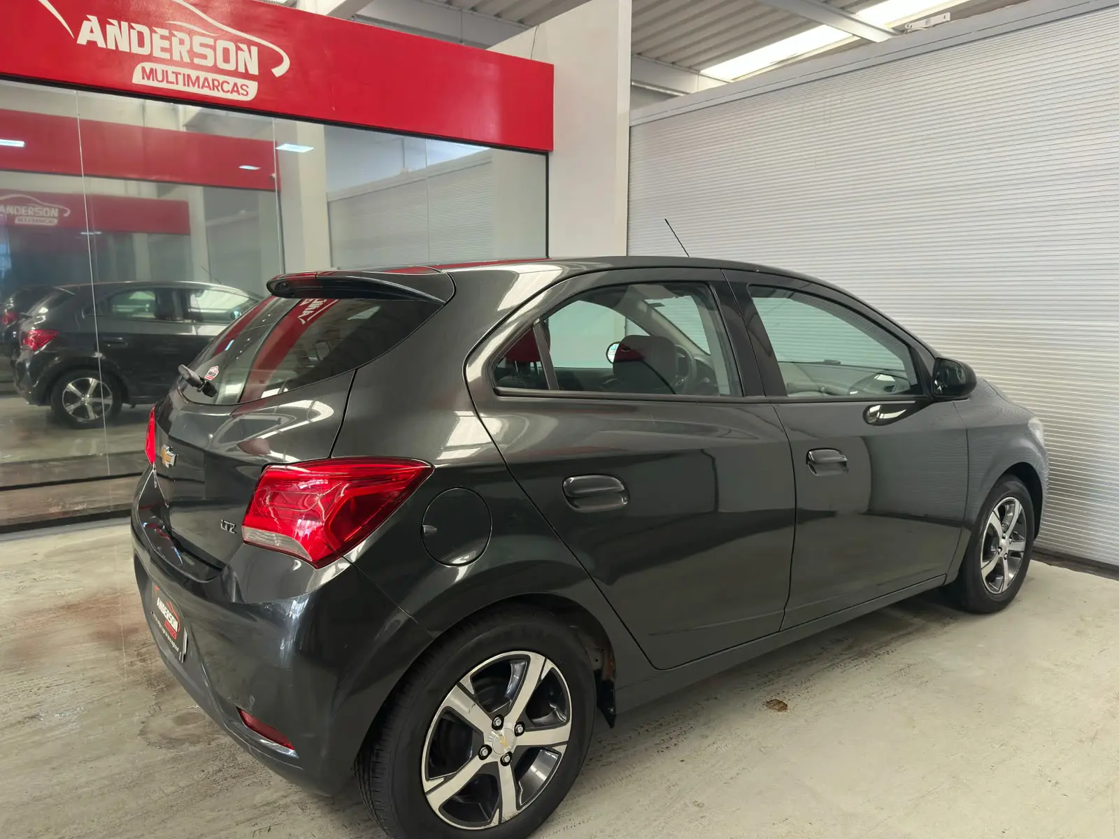 Chevrolet ONIX 1.4AT LTZ a venda na Anderson Multimarcas