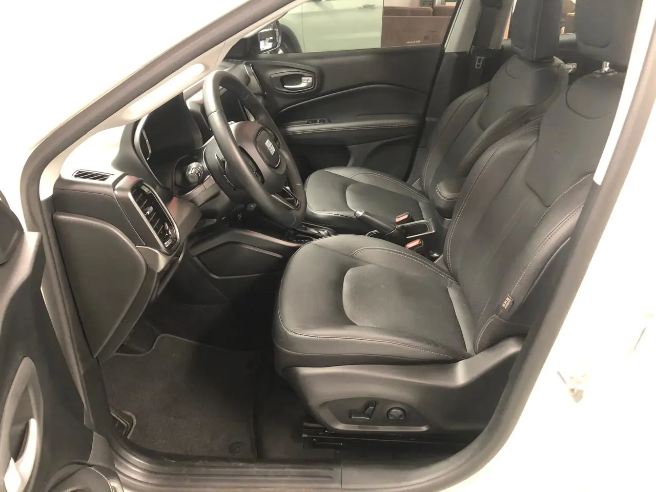Fiat TORO VOLC T270 AT6 a venda na Anderson Multimarcas