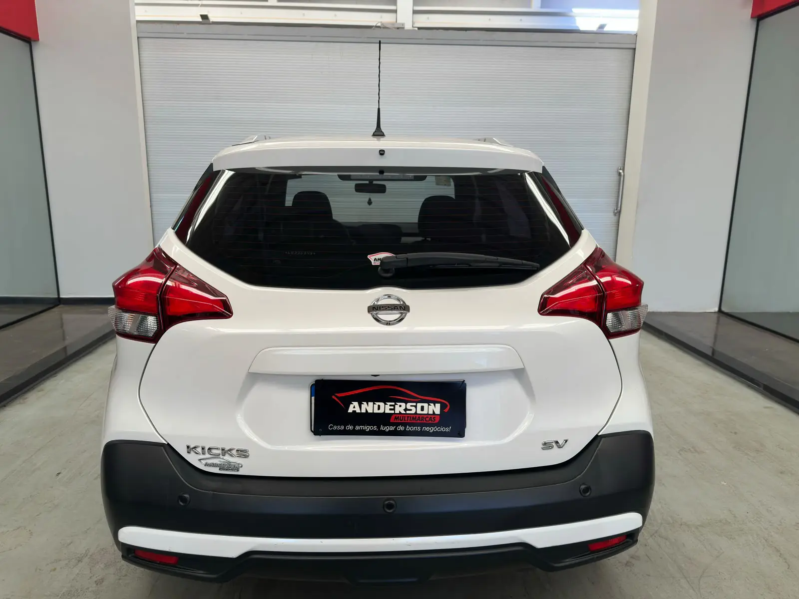 Nissan KICKS SV CVT a venda na Anderson Multimarcas