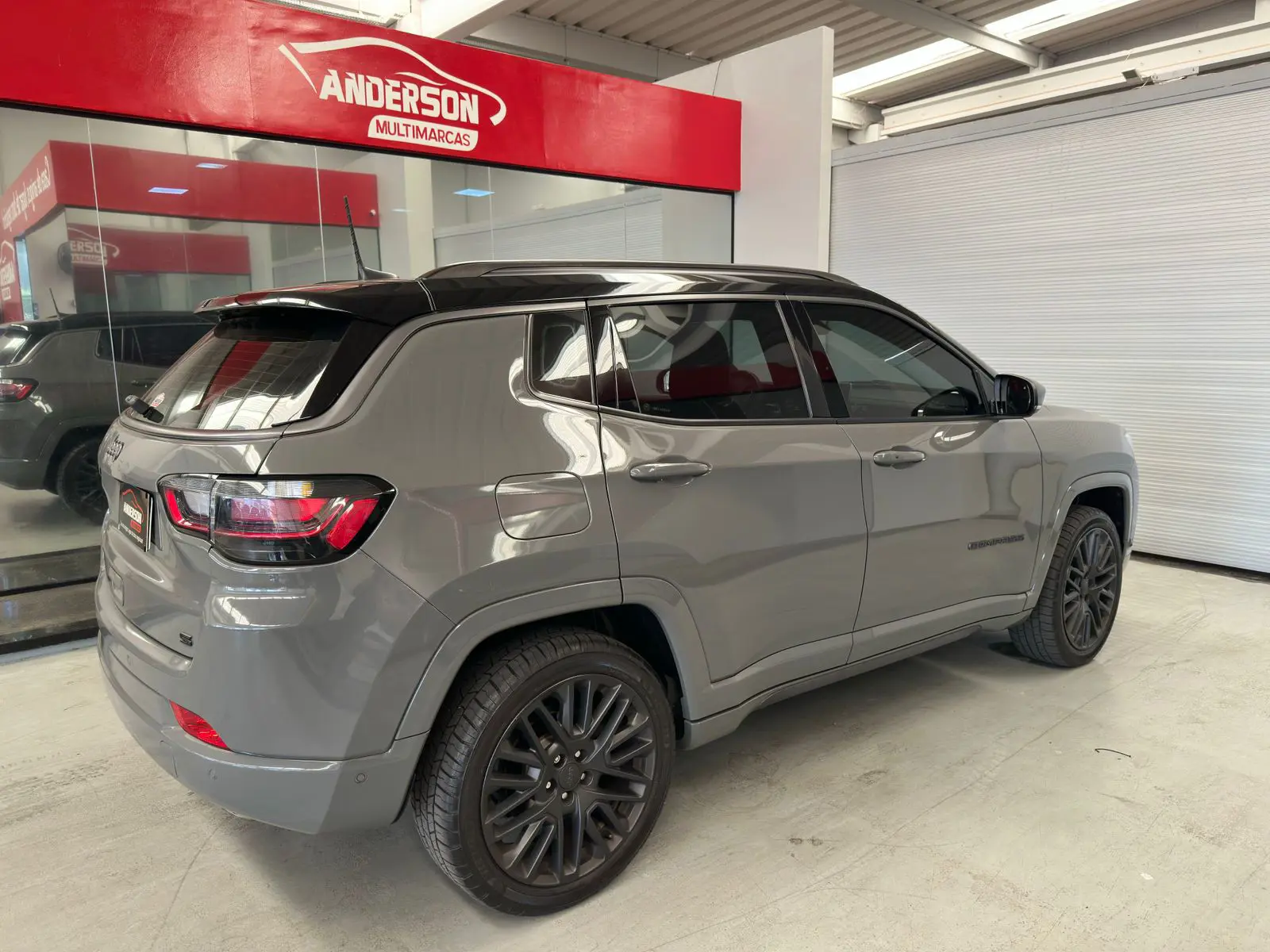 Jeep COMPASS SERIE S TF a venda na Anderson Multimarcas