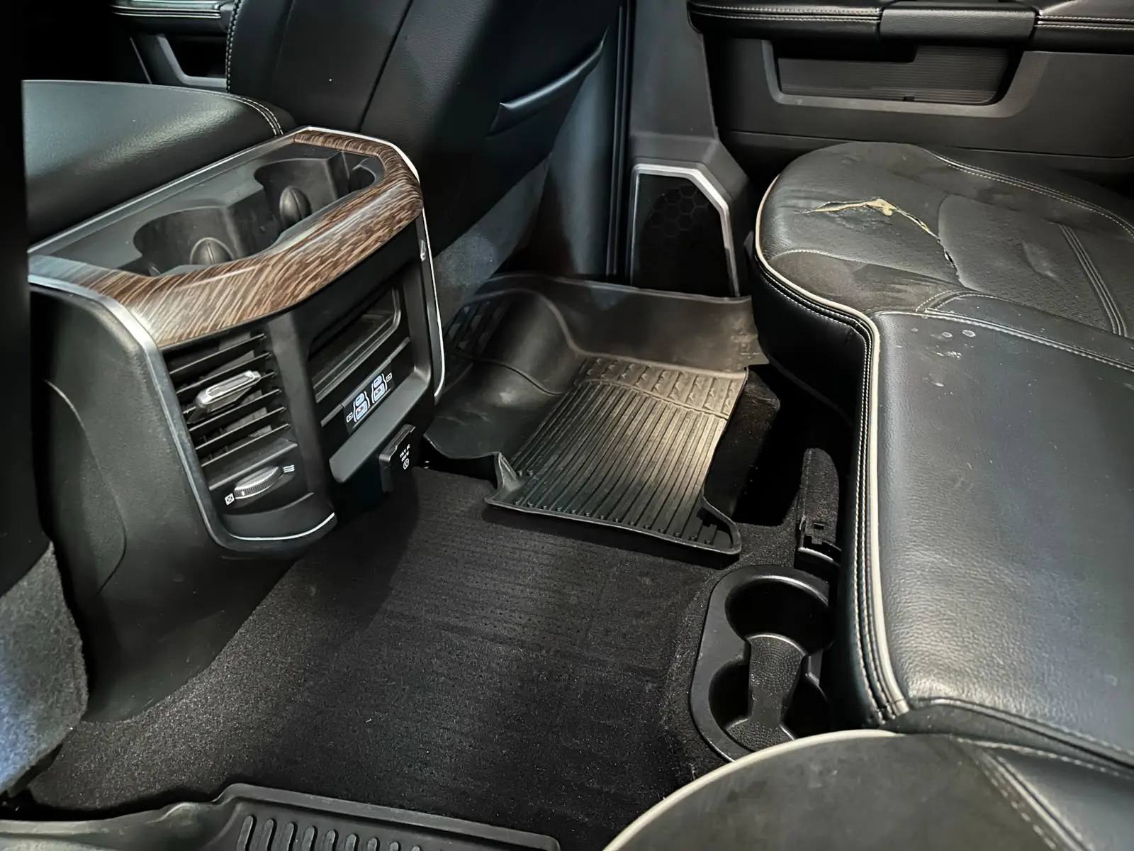 RAM RAMPAGE LARAMIE  2500 a venda na Anderson Multimarcas