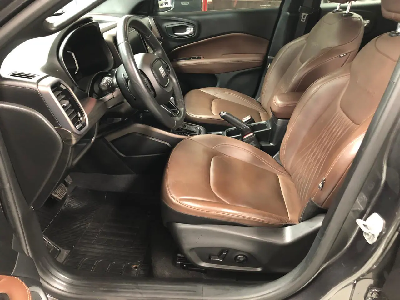 Fiat TORO RANCH a venda na Anderson Multimarcas