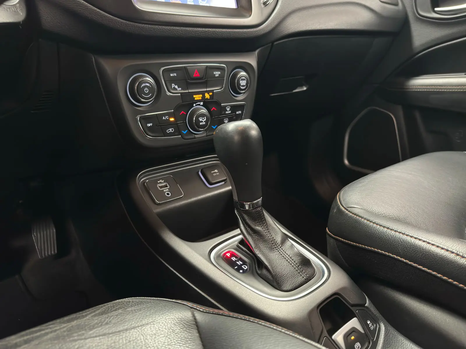 Jeep COMPASS LONGITUDE a venda na Anderson Multimarcas