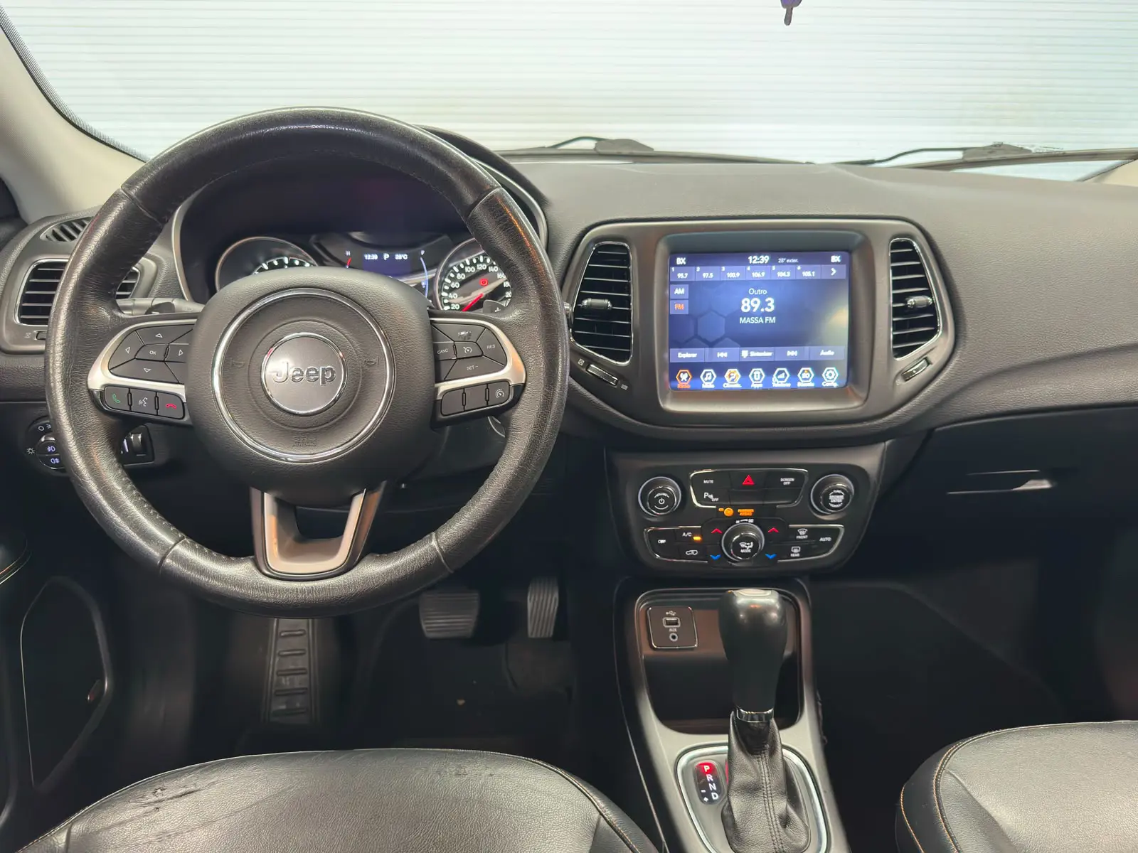 Jeep COMPASS LONGITUDE a venda na Anderson Multimarcas