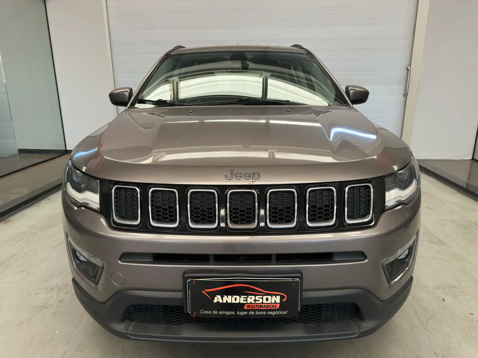 Jeep COMPASS LONGITUDE a venda na Anderson Multimarcas
