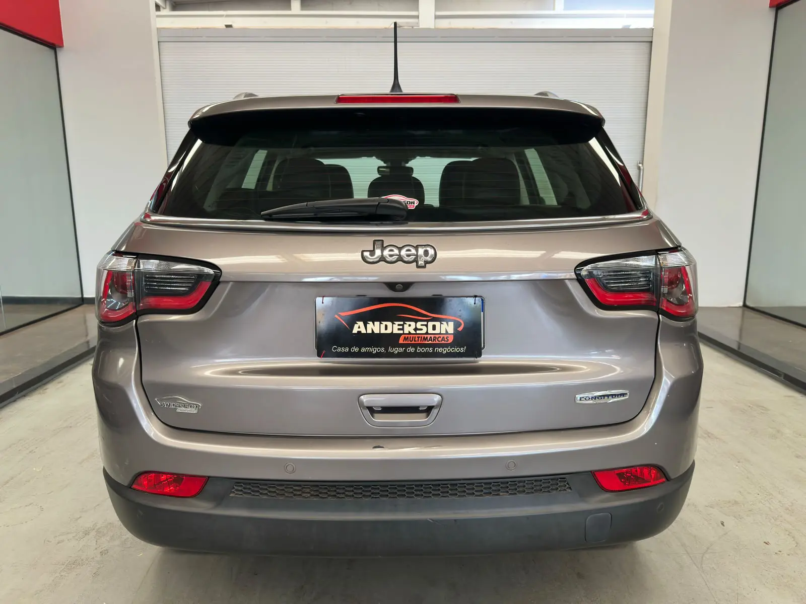 Jeep COMPASS LONGITUDE a venda na Anderson Multimarcas