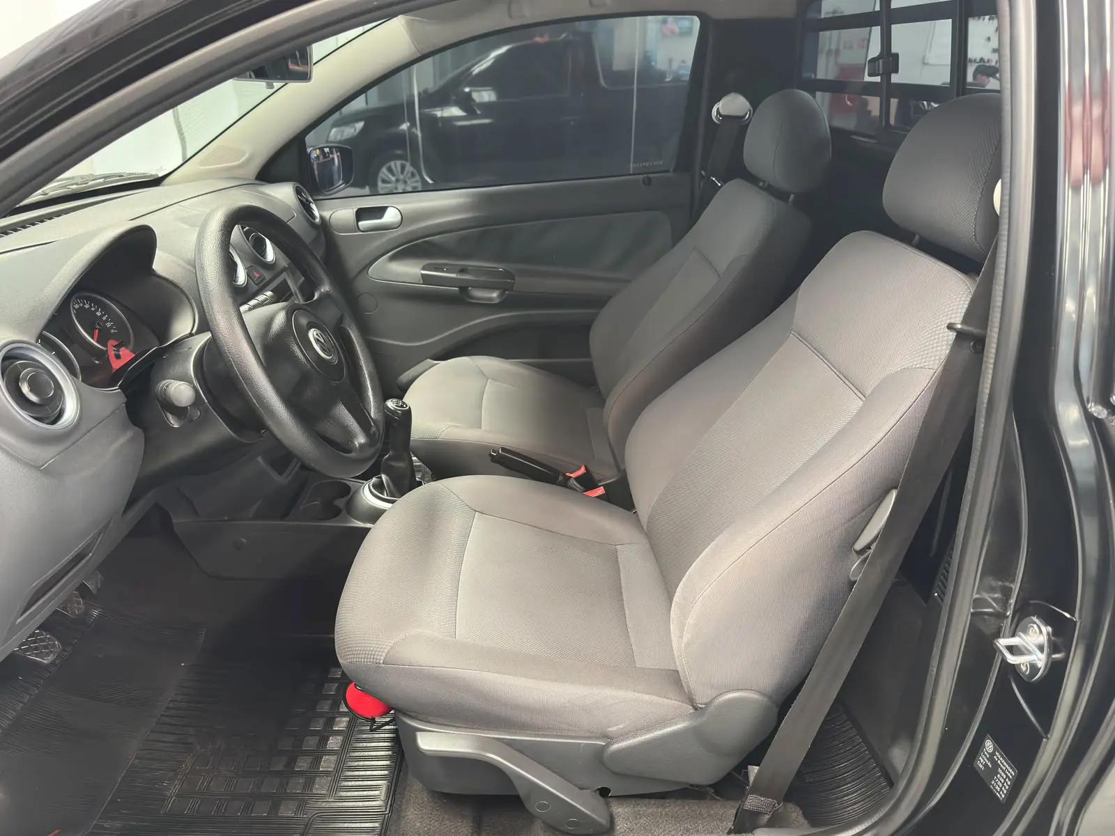 Volkswagen SAVEIRO CS 1.6 a venda na Anderson Multimarcas