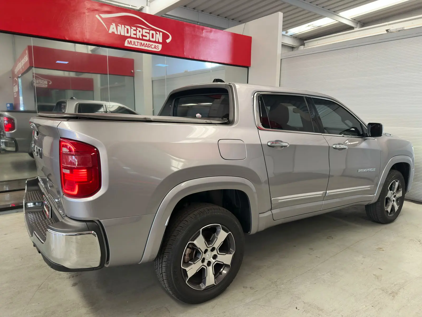 RAM RAMPAGE LARAMIE GAS a venda na Anderson Multimarcas