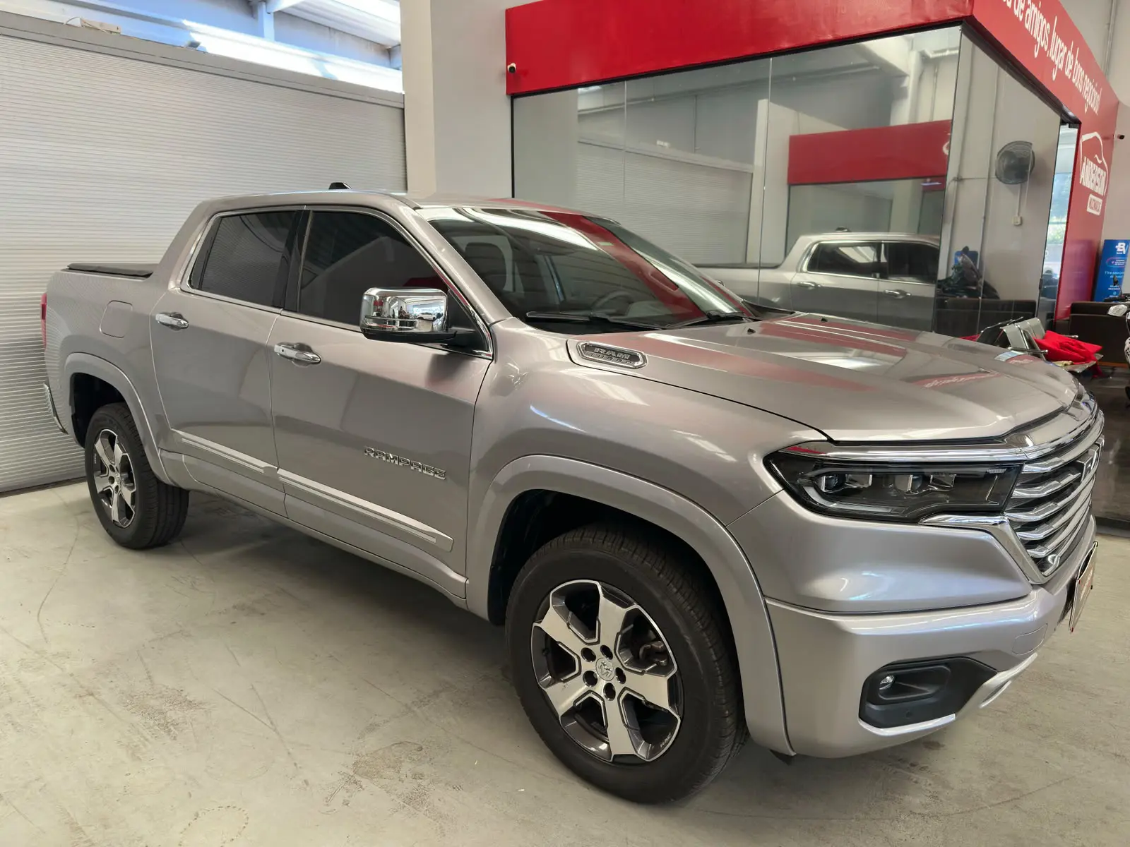 RAM RAMPAGE LARAMIE GAS a venda na Anderson Multimarcas