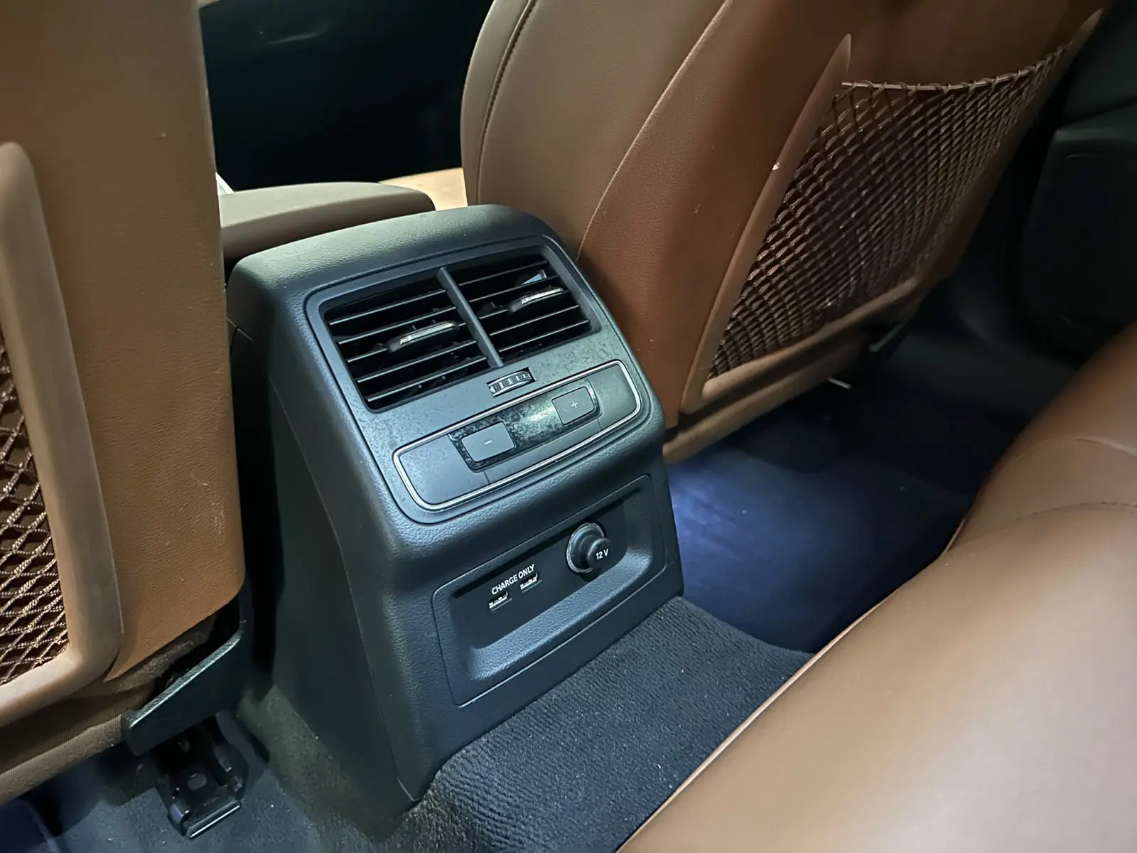 Audi A4 2.0TFS a venda na Anderson Multimarcas