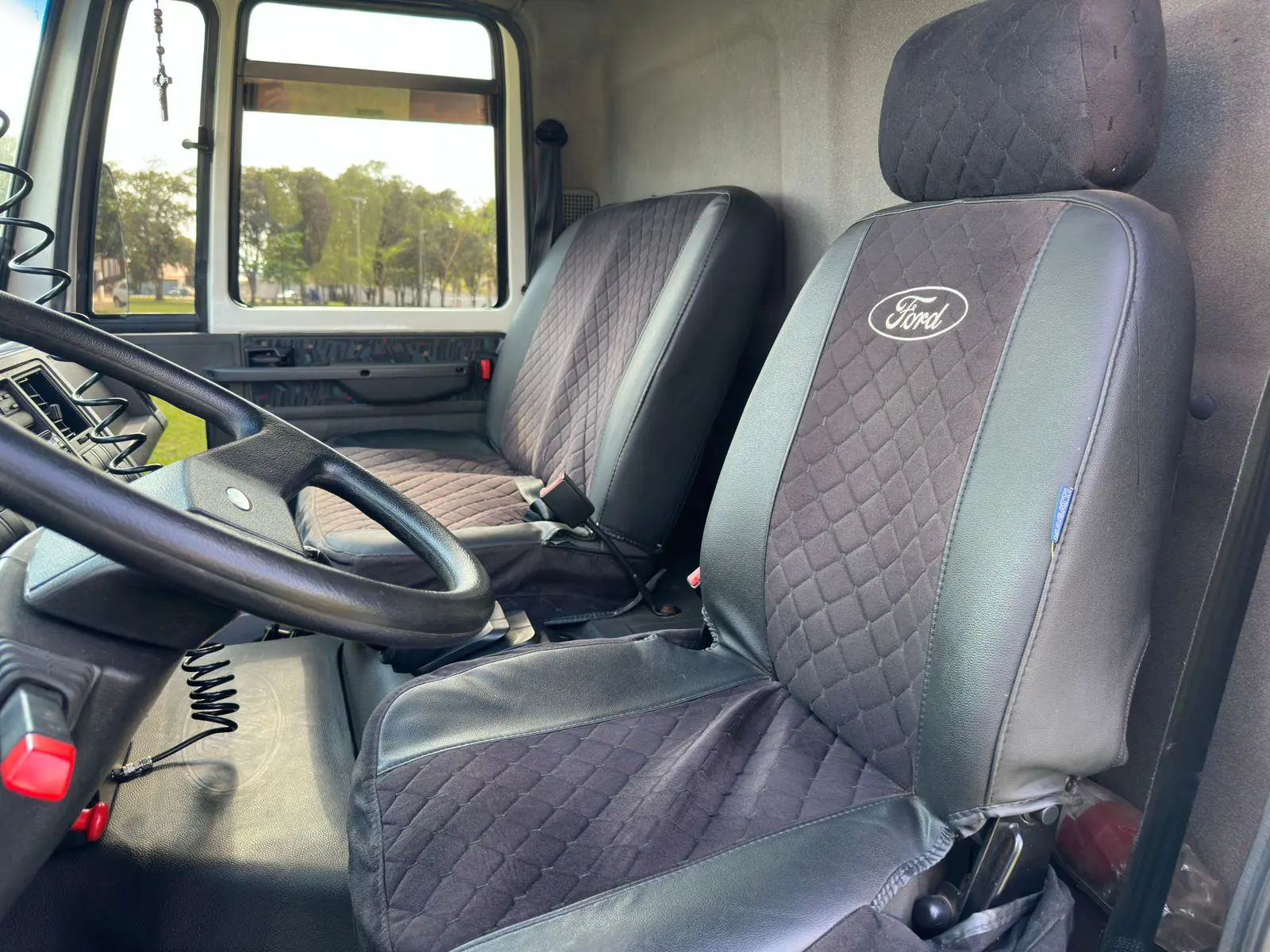 Ford GUINCHO CARGO 816 S a venda na Anderson Multimarcas
