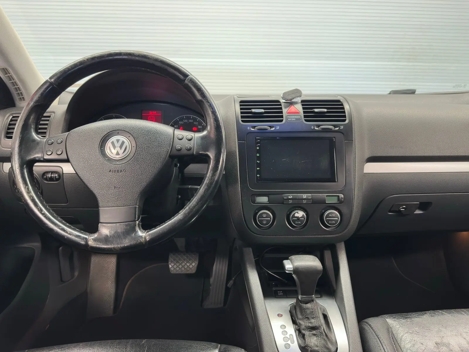 Volkswagen JETTA a venda na Anderson Multimarcas