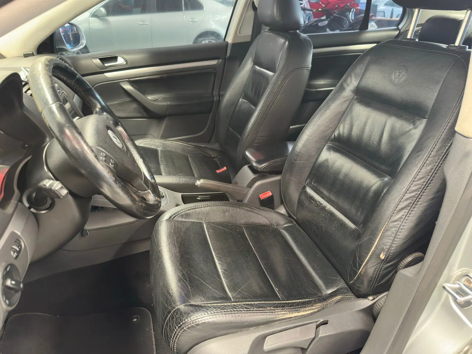 Volkswagen JETTA a venda na Anderson Multimarcas