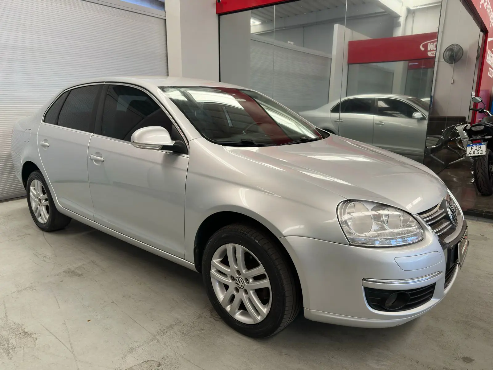 Volkswagen JETTA a venda na Anderson Multimarcas