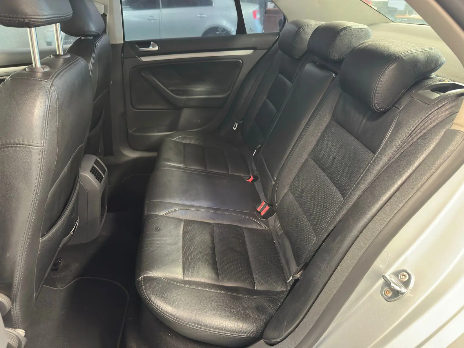 Volkswagen JETTA a venda na Anderson Multimarcas