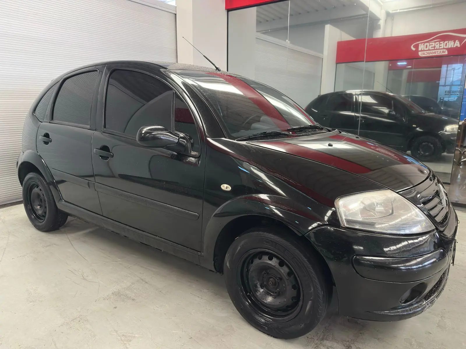 Citroën C3 GLX 1.4 a venda na Anderson Multimarcas