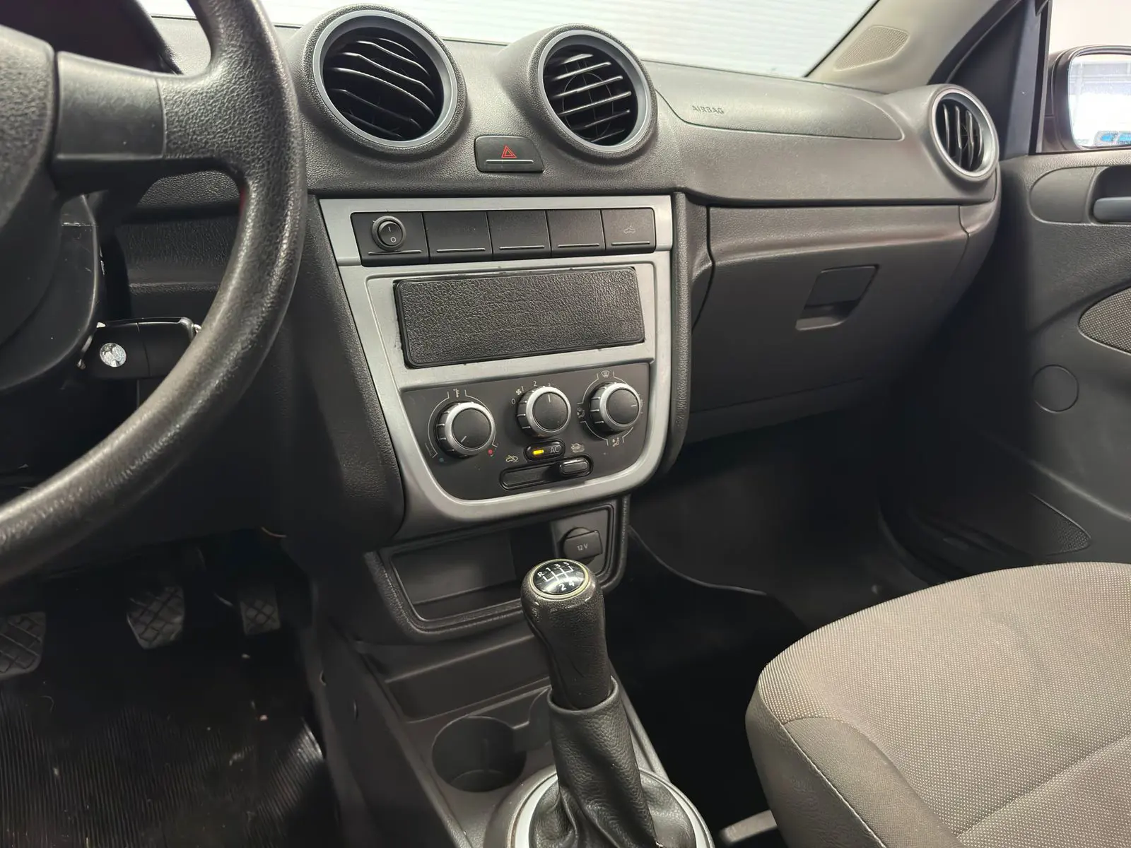 Volkswagen SAVEIRO 1.6 CS a venda na Anderson Multimarcas