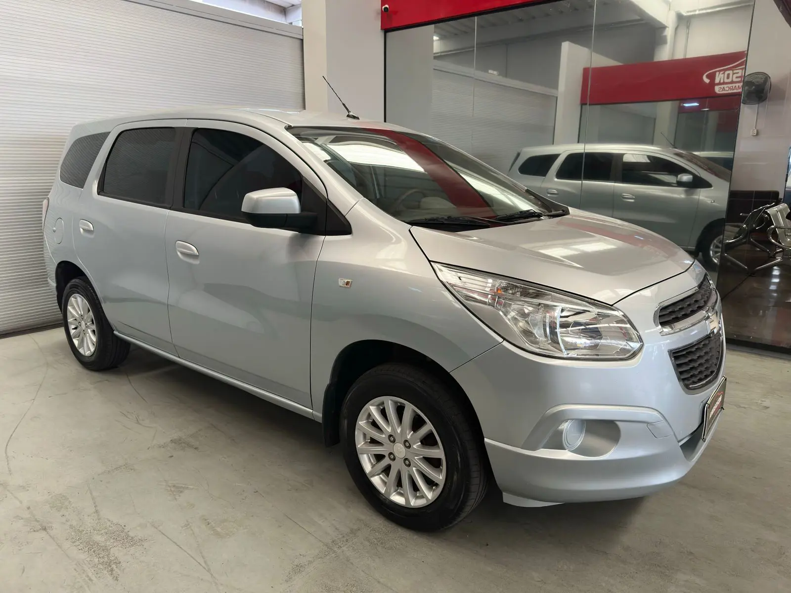 Chevrolet SPIN 1.8 LT a venda na Anderson Multimarcas