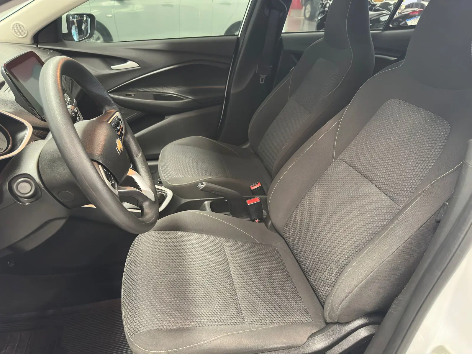 Chevrolet ONIX PLUS 1.0MT LT2 a venda na Anderson Multimarcas