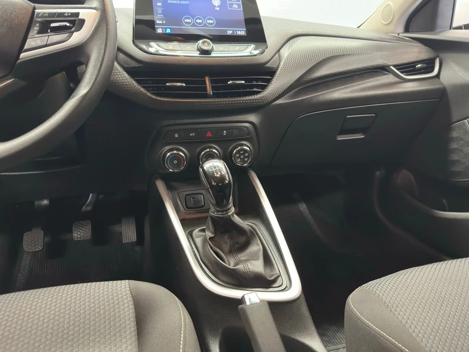 Chevrolet ONIX PLUS 1.0MT LT2 a venda na Anderson Multimarcas